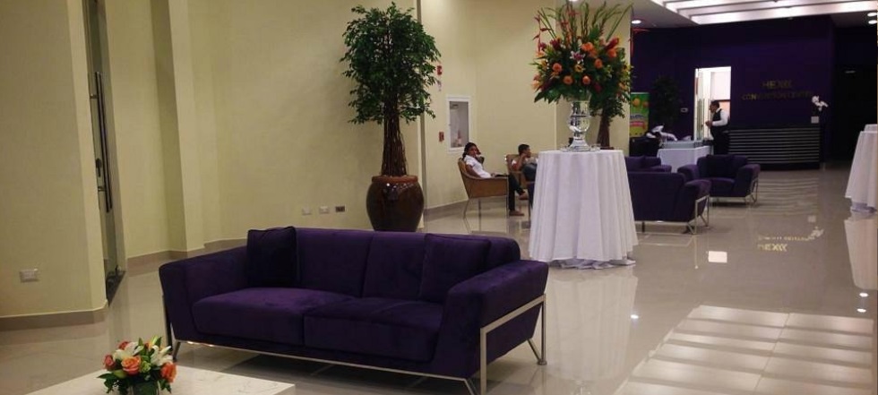 Àrea de recepción en el Hotel Hex